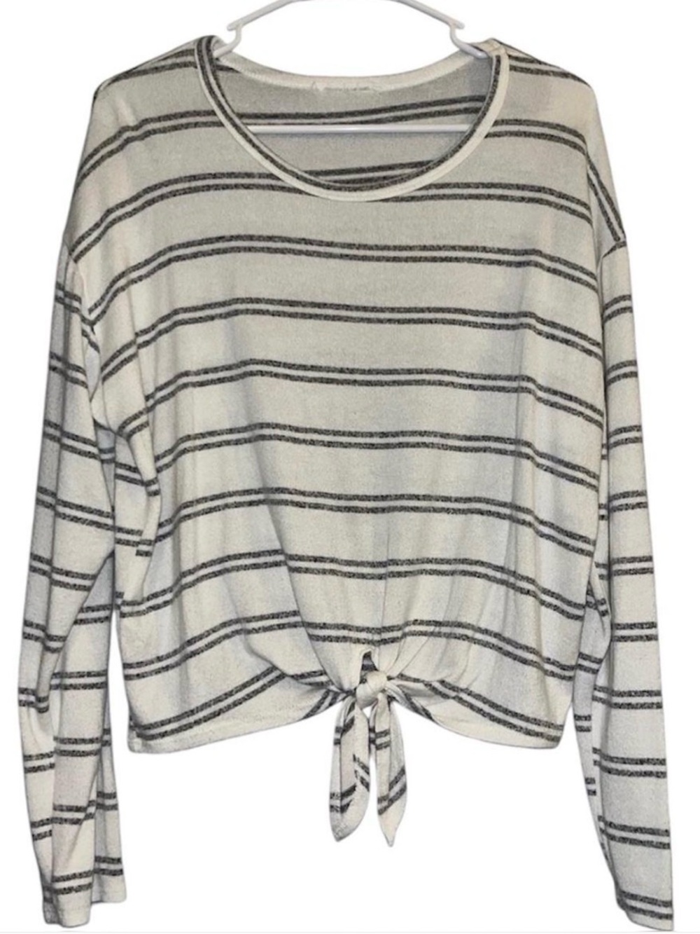 Striped Tie-Front Long Sleeve Top - White/Gray